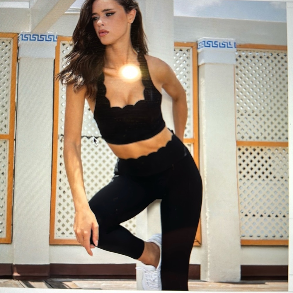 Scalloped Legging   New with tags!